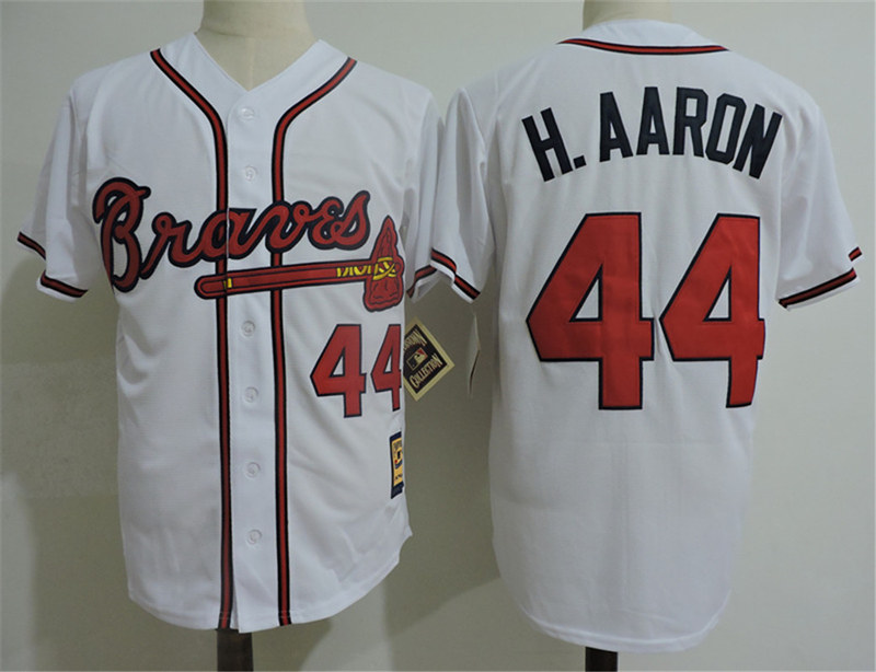 Men's Atlanta Braves #44 Hank Aaron Majestic White Throwback Jersey