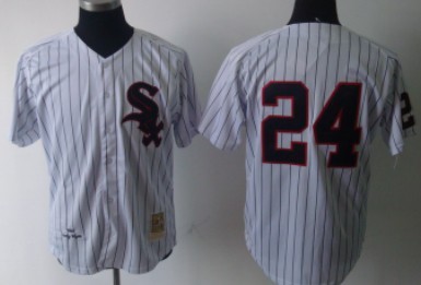 Men's Chicago White Sox #24 Early Wynn White Pinstripe Throwback Jersey
