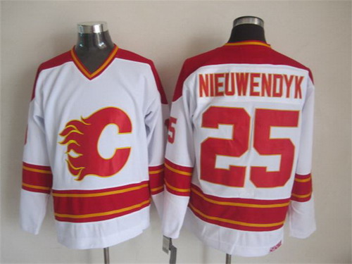 Men's Calgary Flames #25 Joe Nieuwendyk 1989 White CCM Vintage Throwback Jersey