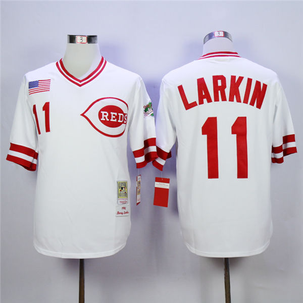 Men's Cincinnati Reds #11 BARRY LARKIN White 1990 Pullover Cooperstown Baseball Jersey