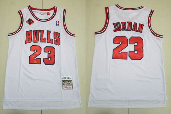 Mens Chicago Bulls 20th anniversary Edition #23 Michael Jordan 1997-98 Hardwood Classics Signed Jersey White