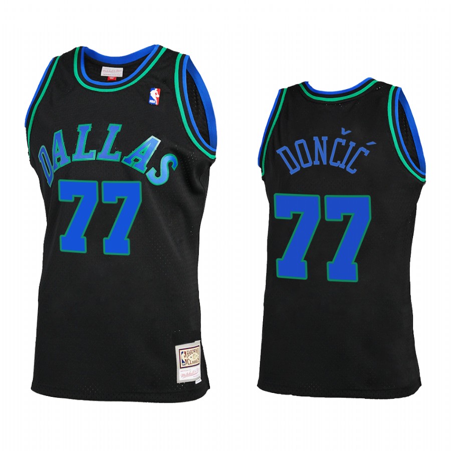 Mens Dallas Mavericks #77 Luka Doncic Mitchell & Ness Black Hardwood Classics Reload 2.0 Swingman Jersey