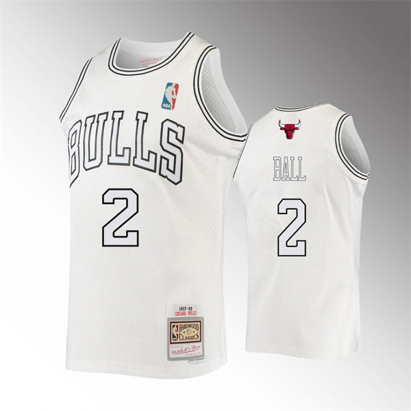 Mens Chicago Bulls #2 Lonzo Ball Mitchell & Ness 1997-98 White Out Hardwood Classics Jersey