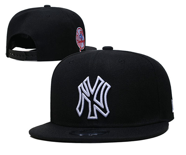 New York Yankees Black embroidered Snapback Caps GS2303011