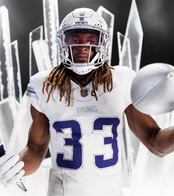 Youth Minnesota Vikings #33 Aaron Jones Nike White Alternate Vapor F.U.S.E. Winter Warrior Limited Jersey