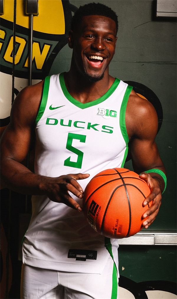 Men's Youth Oregon Ducks Custom 2025 BIG 10 White Basketball Game Jersey
