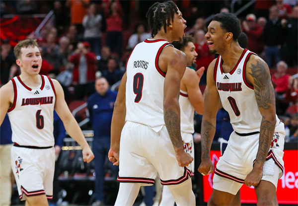 Mens Louisville Cardinals Custom 2025 White Black Basketball Game Jersey