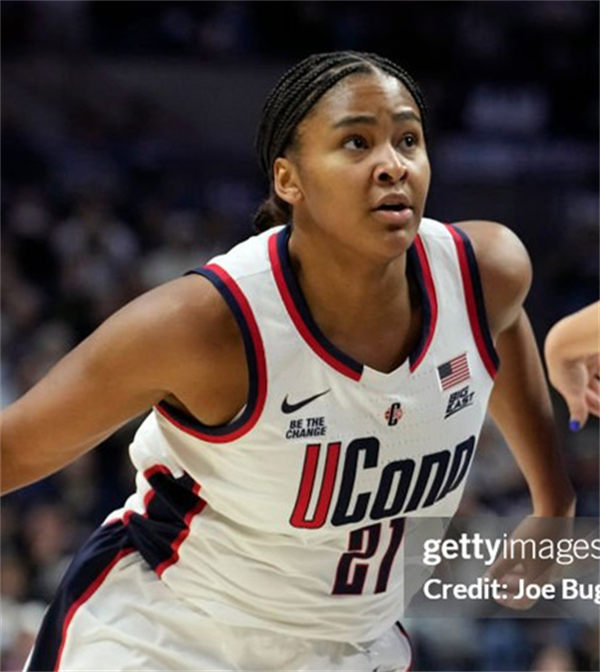 Unisex UConn Huskies #21 Sarah Strong Nike White Throwback Womens Basketball Jersey