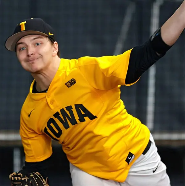 Iowa Hawkeyes Custom Nike Gold 2021 two-Button Pullover Baseball Game Jersey