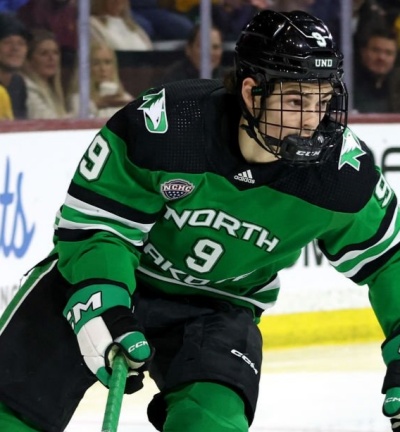 North Dakota Fighting Hawks #9 Will Zellers Green  College Hockey Game Jersey