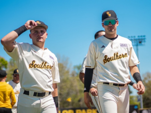 Southern Miss Golden Eagles  Custom 2026 Cream Pullover Baseball Game Jersey
