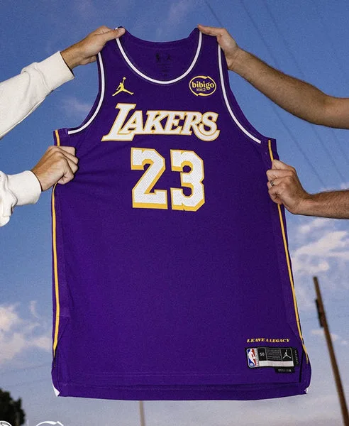 Mens Los Angeles Lakers #23 LeBron James 2025-26 Purple Statement Edition Jersey